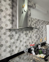 KIT DE 1 ROLOS - 1,50m x 50cm - Papel de Parede Adesivo Hexágonos Colmeia Cimento Queimado