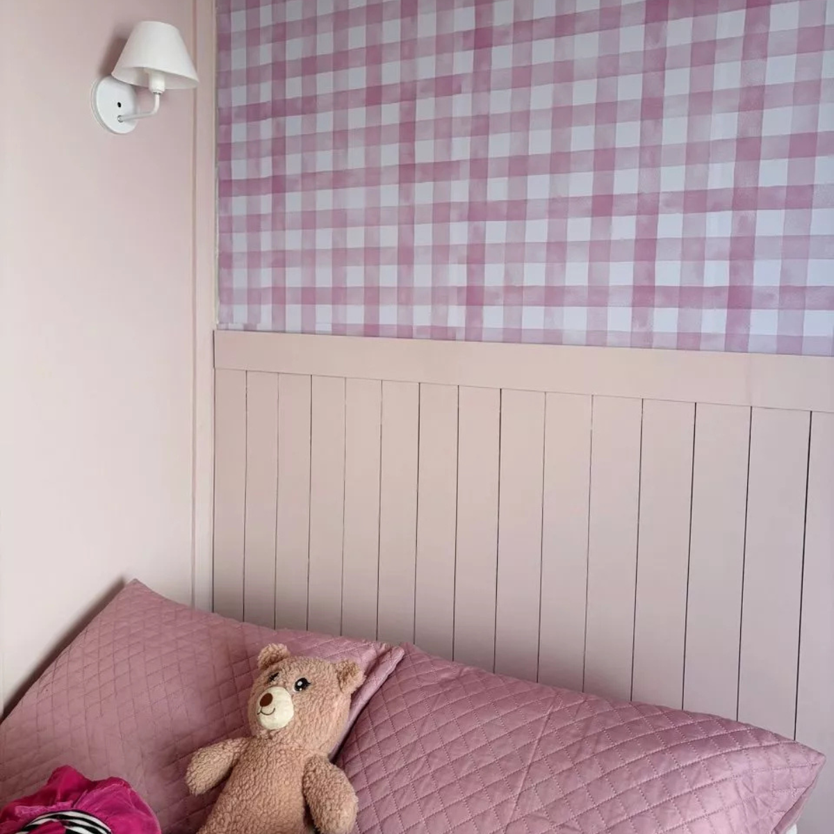 Papel de Parede Adesivo Xadrez Vichy Aquarela Rosa Ternura