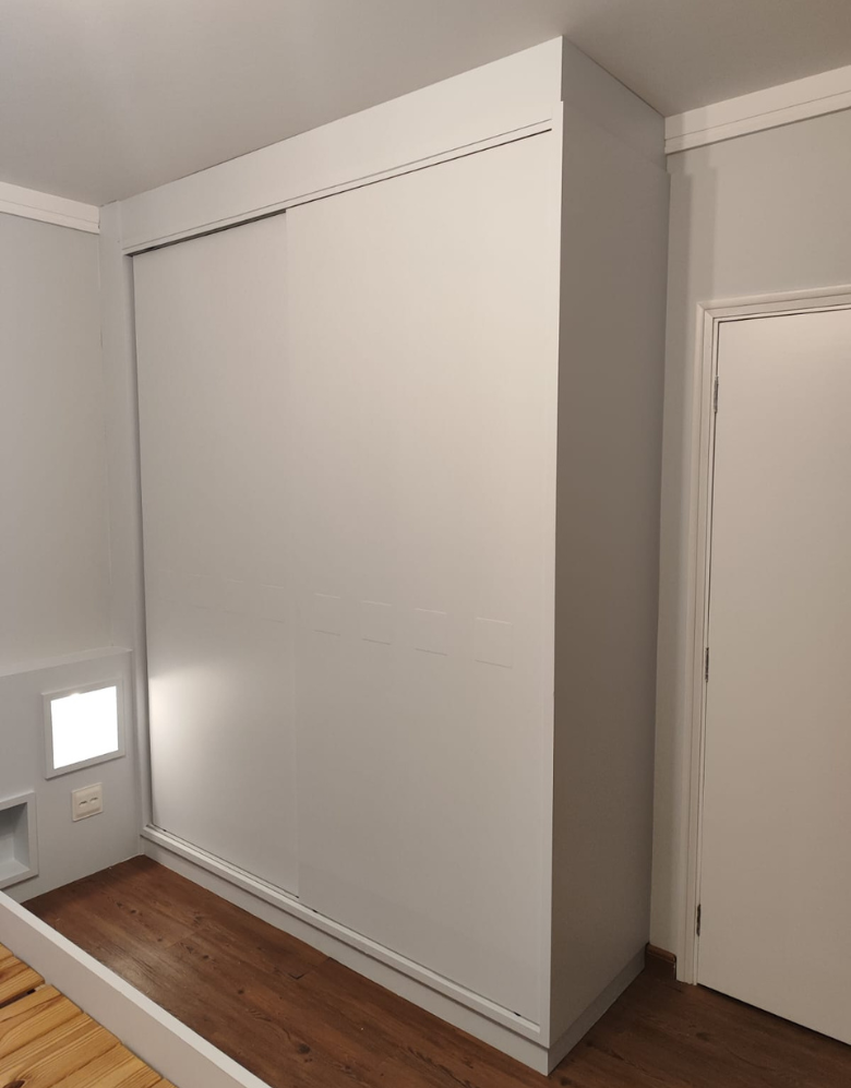 Envelopamento de Móveis Kroma Forma Branco Ártico