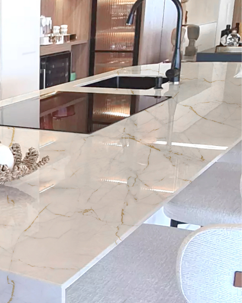 Revestimento Adesivo Mármore Callacata Gold