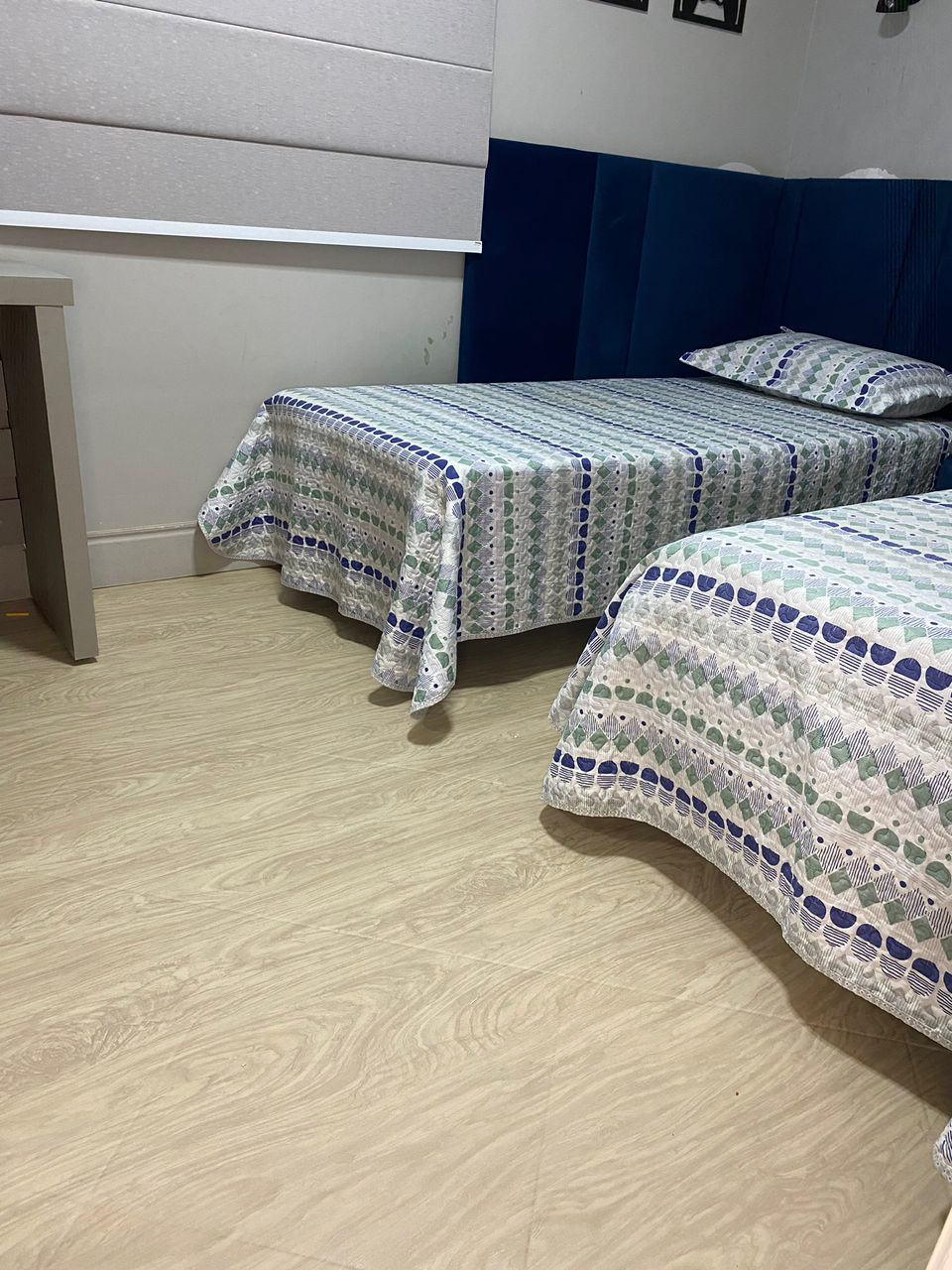 Revestimento Adesivo Madeira Amêndola