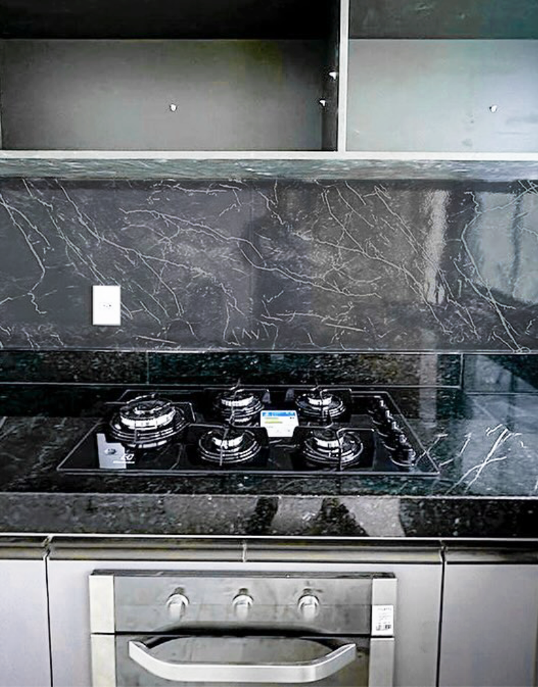 Revestimento Adesivo Mármore Grigio Brilho