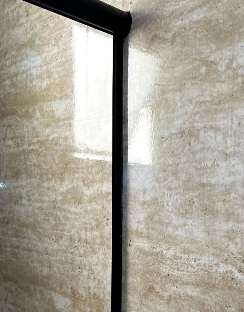 Revestimento Adesivo Mármore Travertino Brilho