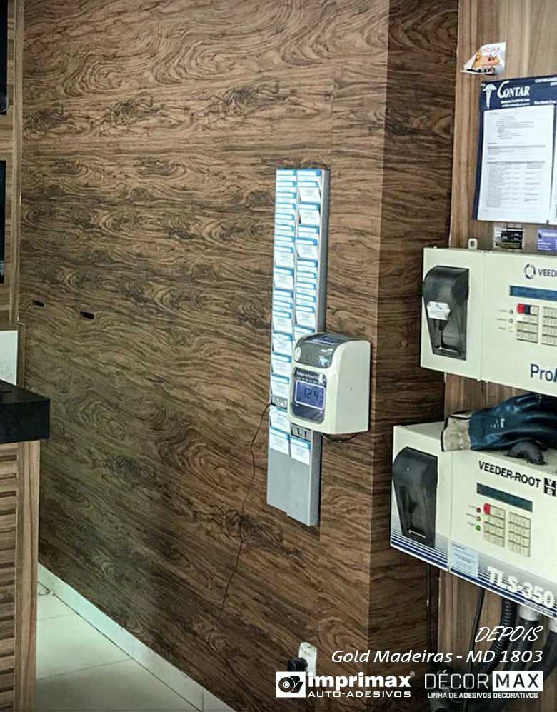 Papel de Parede Texturizado Madeira Demolição Sucupira