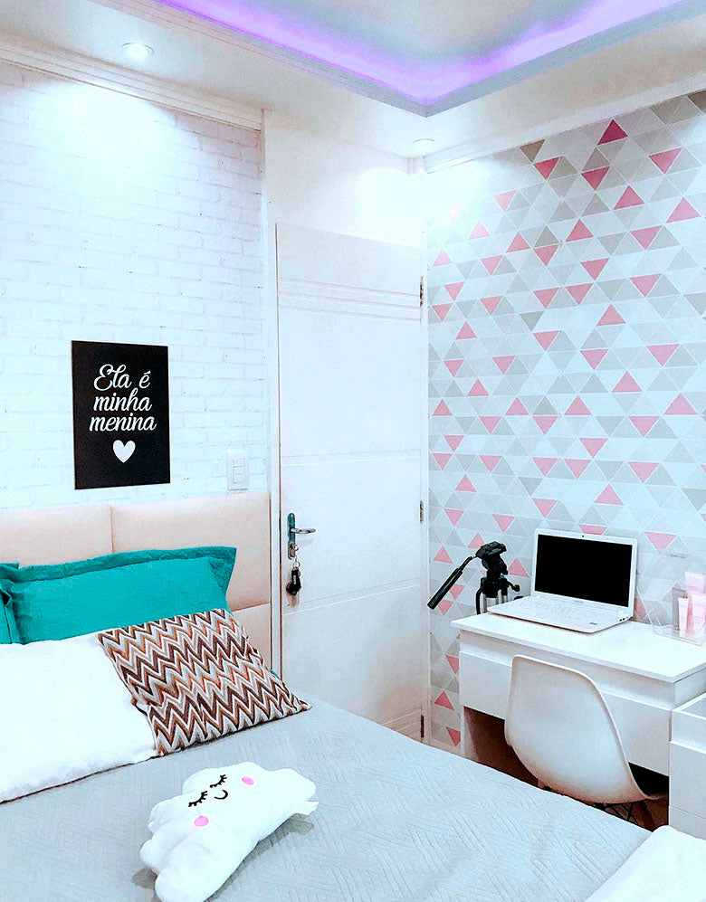 Papel de Parede Adesivo Triângulo Rosa Ternura