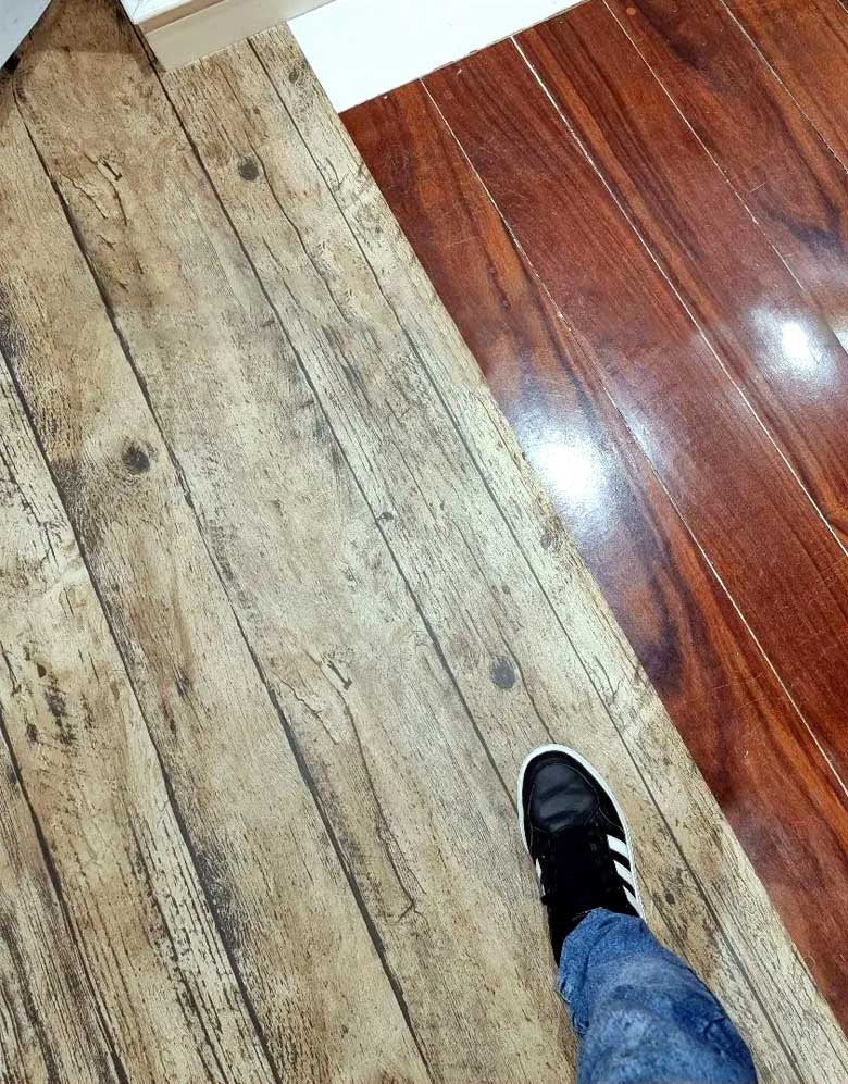 Adesivo para Chão Tábua