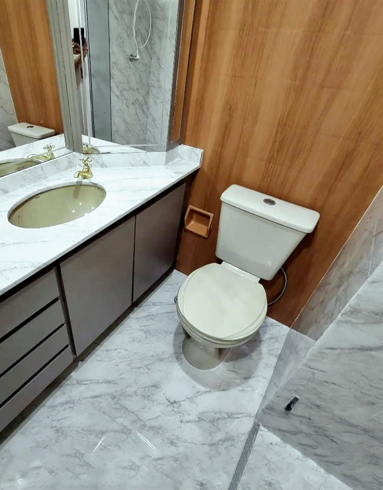 Adesivo para Chão Mármore Calacata Perolizado