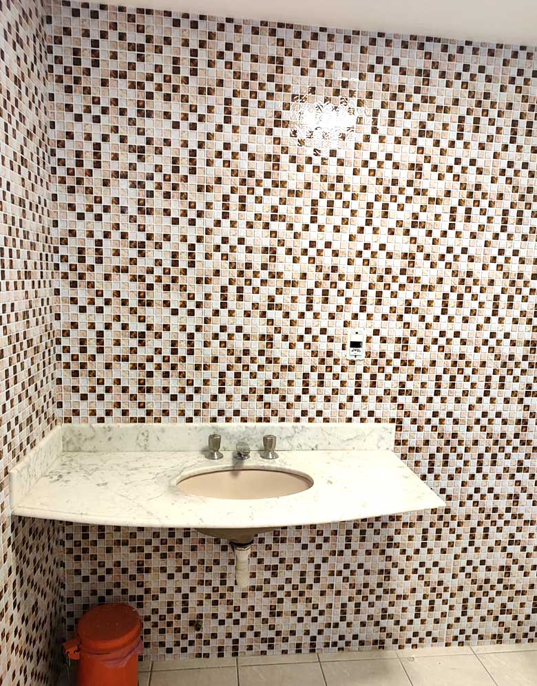 Papel de Parede Adesivo Pastilhas Oro Luxury