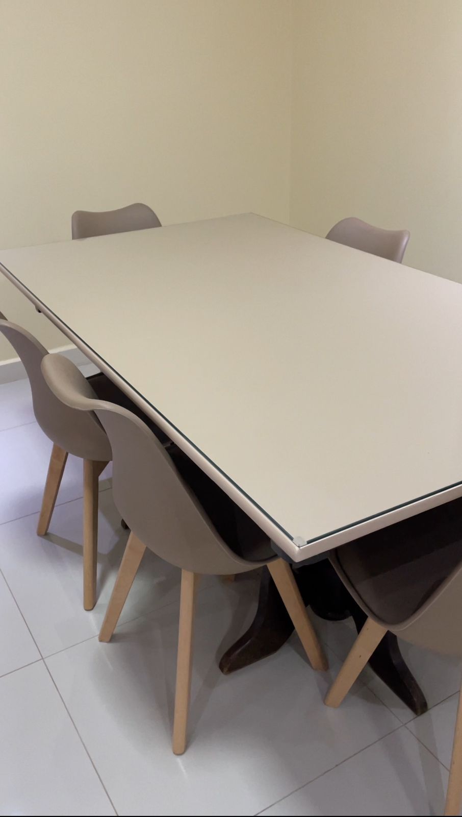 Adesivo para Mesa Forma Falesia Cerrado