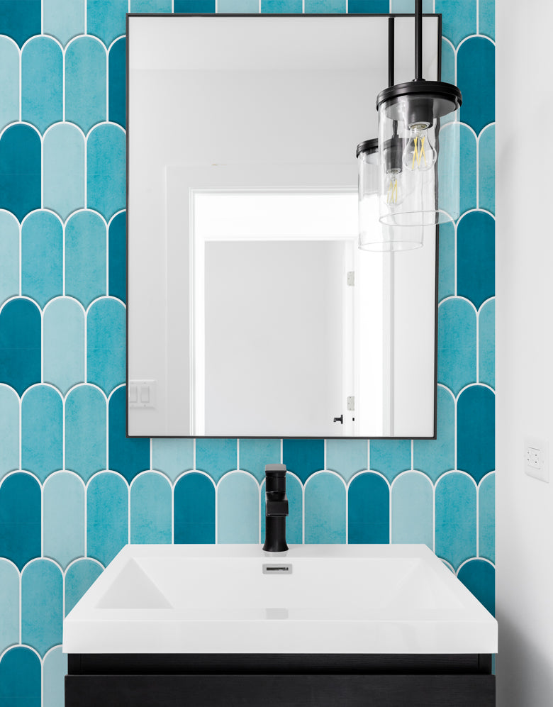 Papel de Parede Adesivo Bricks Escamas Céu Azul