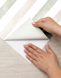 Papel de Parede Adesivo Listrado Aquarela Nude e Verde