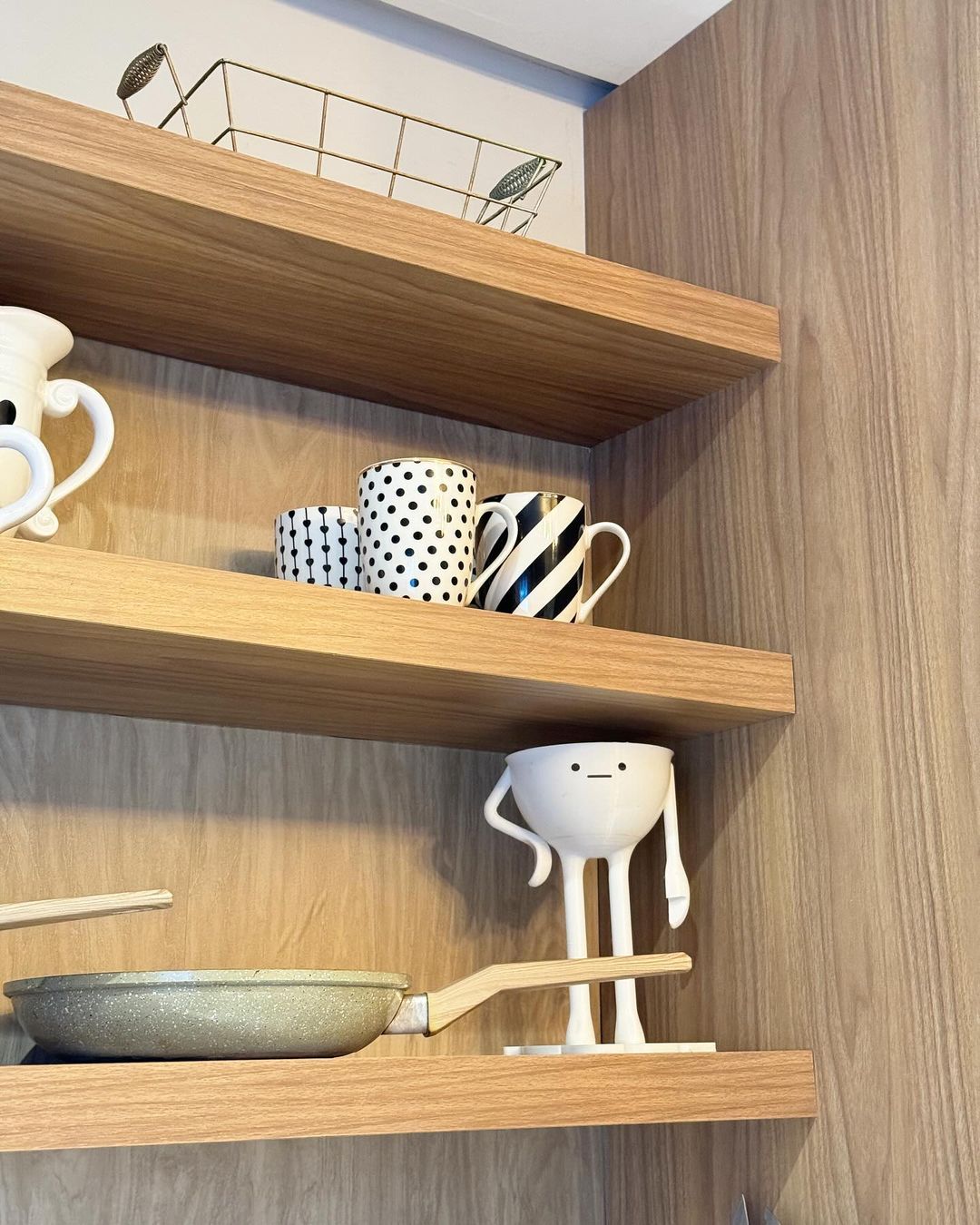 Revestimento Adesivo Madeira Amêndola