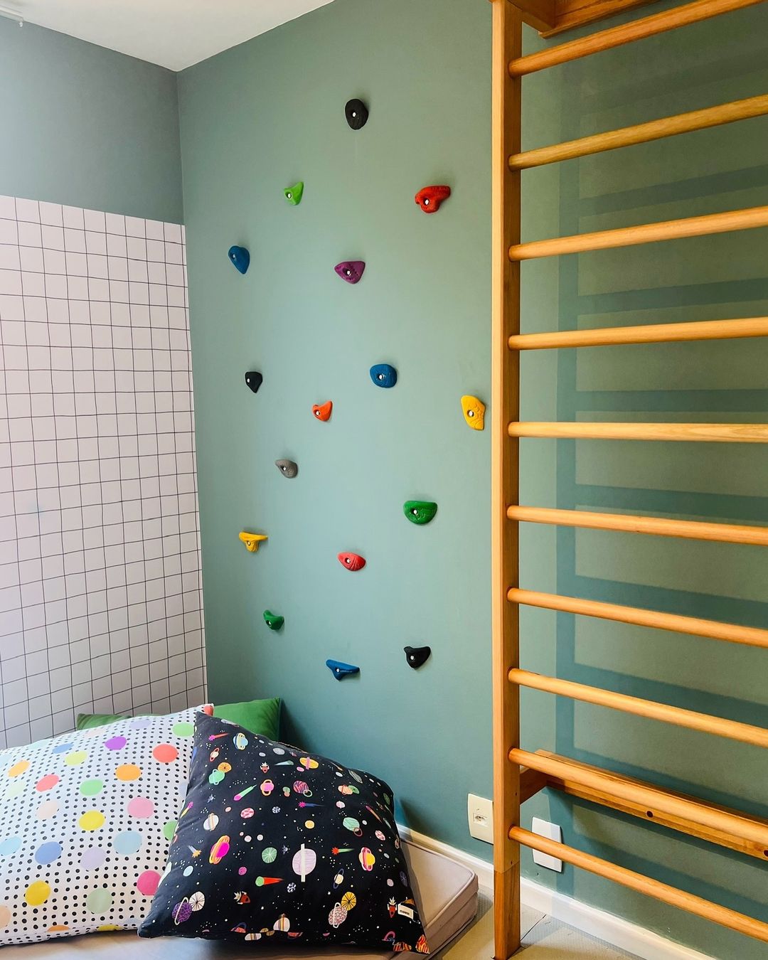 Papel de Parede Adesivo Quadrados Tortos