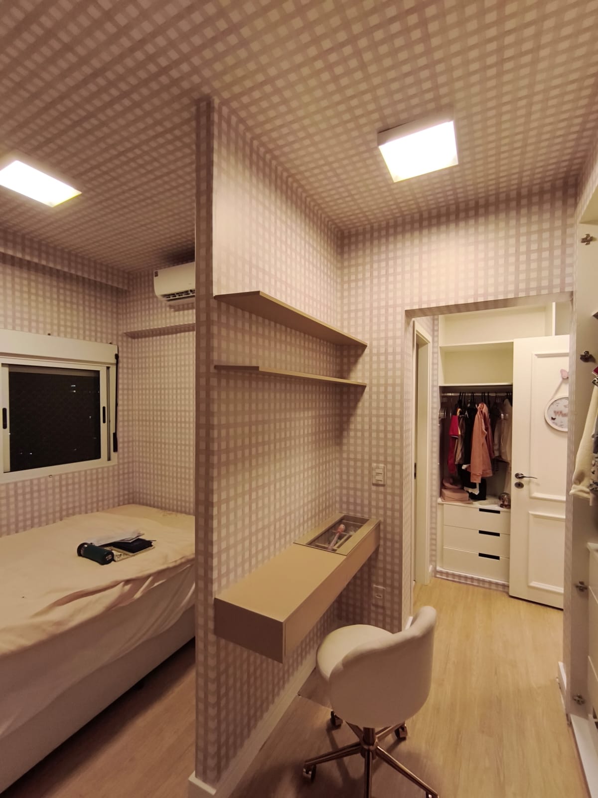 Papel de Parede Xadrez Grid Rosa Bebê