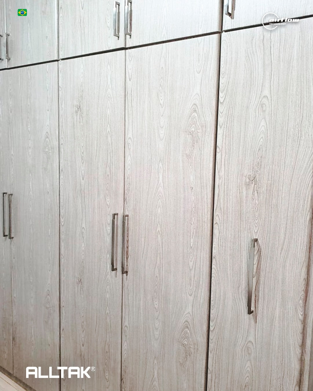 Revestimento Adesivo Madeira Inovata