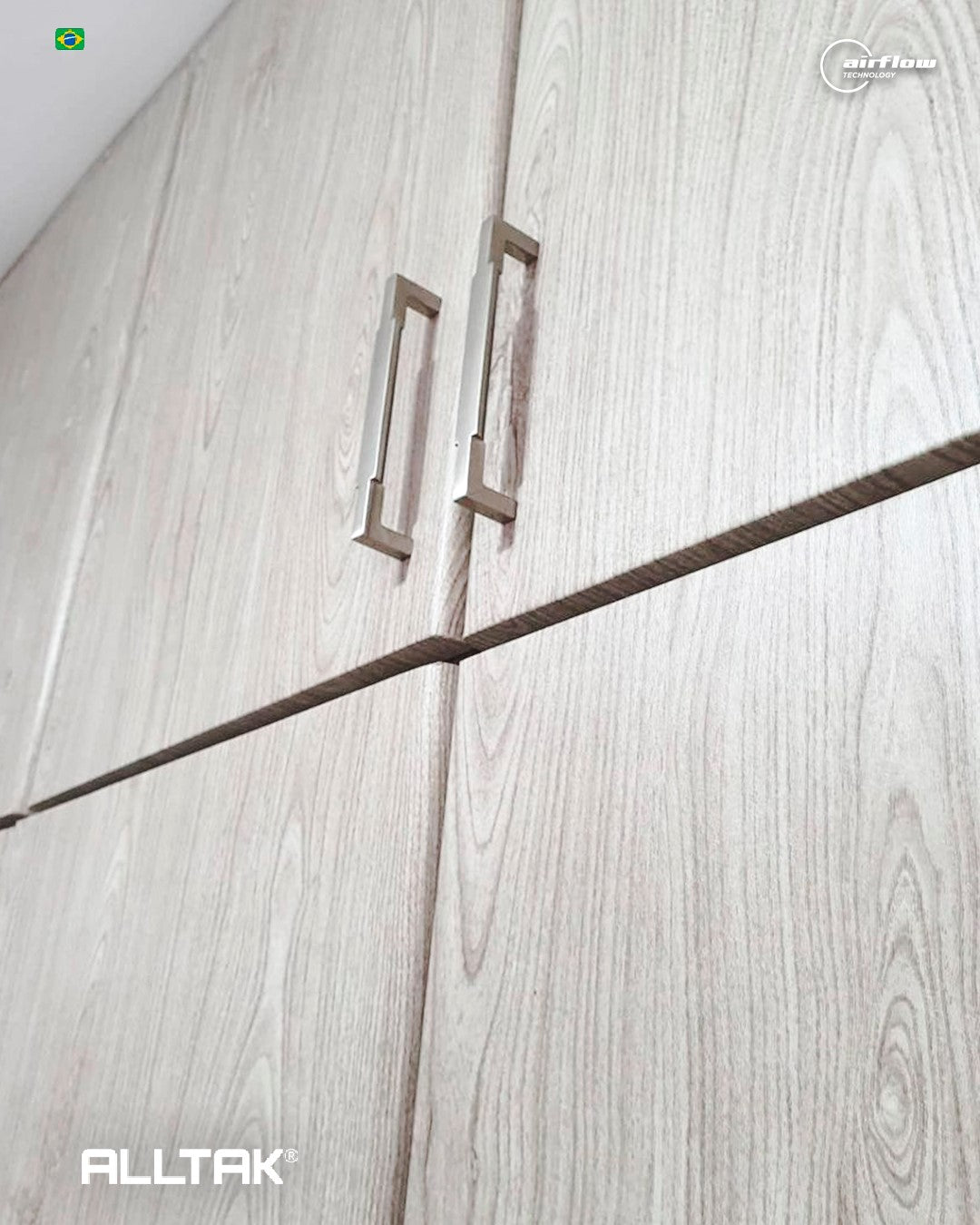 Revestimento Adesivo Madeira Inovata