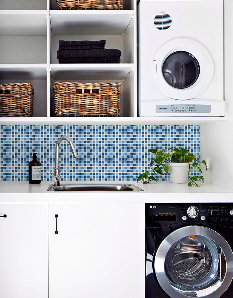 Papel de Parede Adesivo Pastilhas Azuis