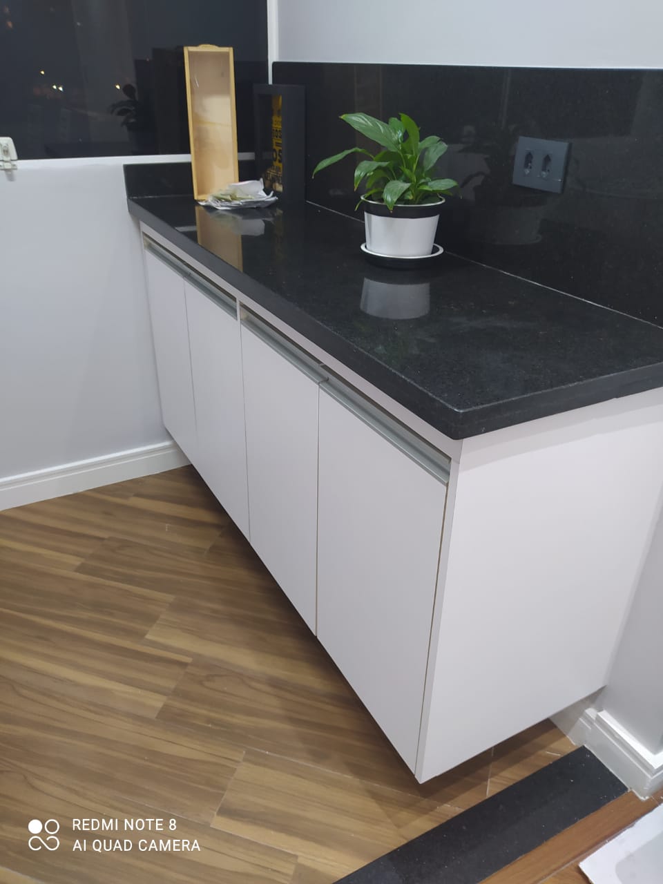 Adesivo Envelopamento para Armário e Balcão Branco Brilho Imprimax